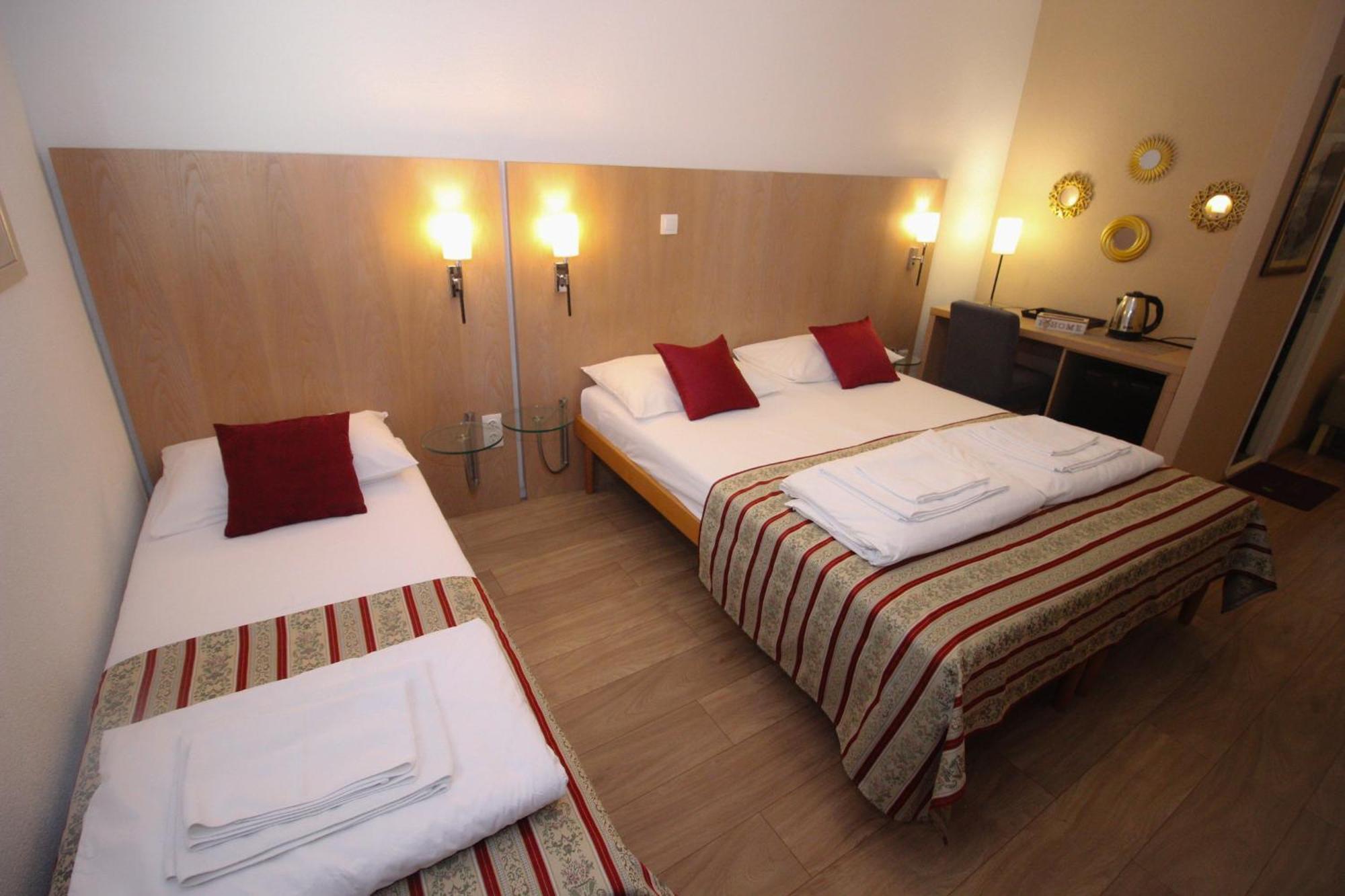 Villa Deny Mostar - With Free Parking Exterior foto