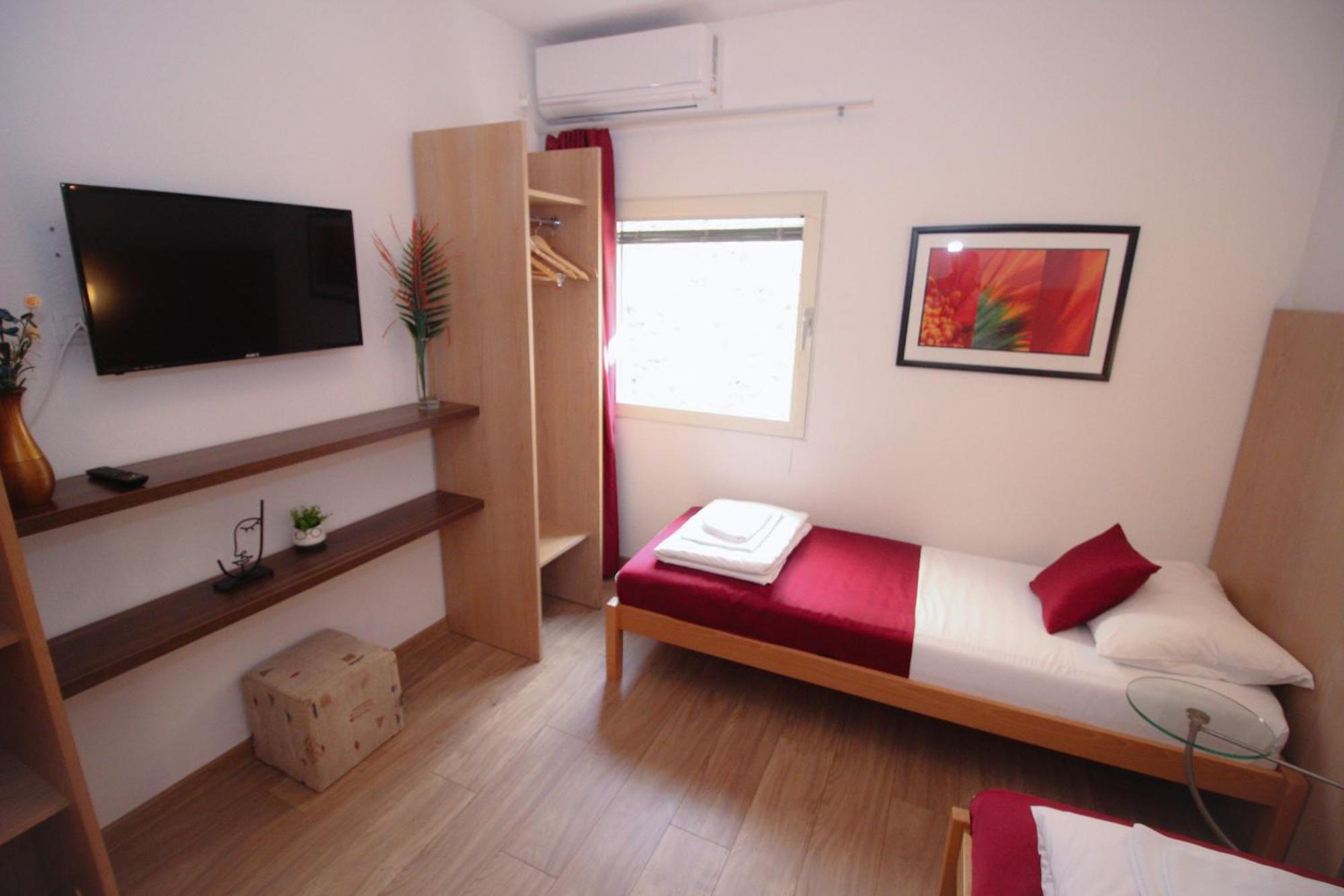 Villa Deny Mostar - With Free Parking Exterior foto