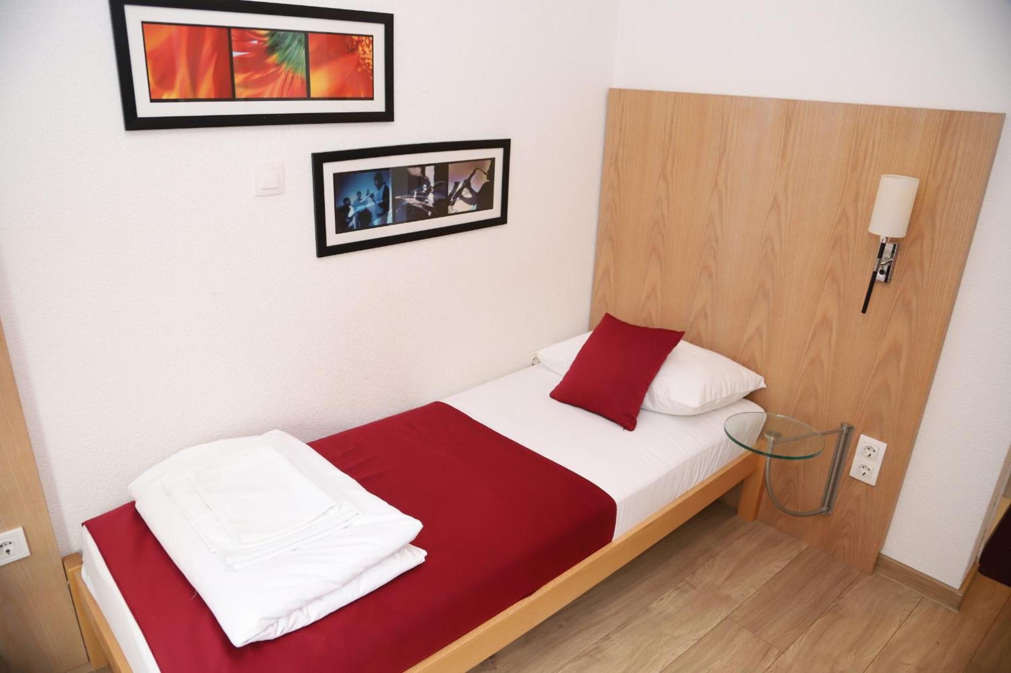 Villa Deny Mostar - With Free Parking Exterior foto